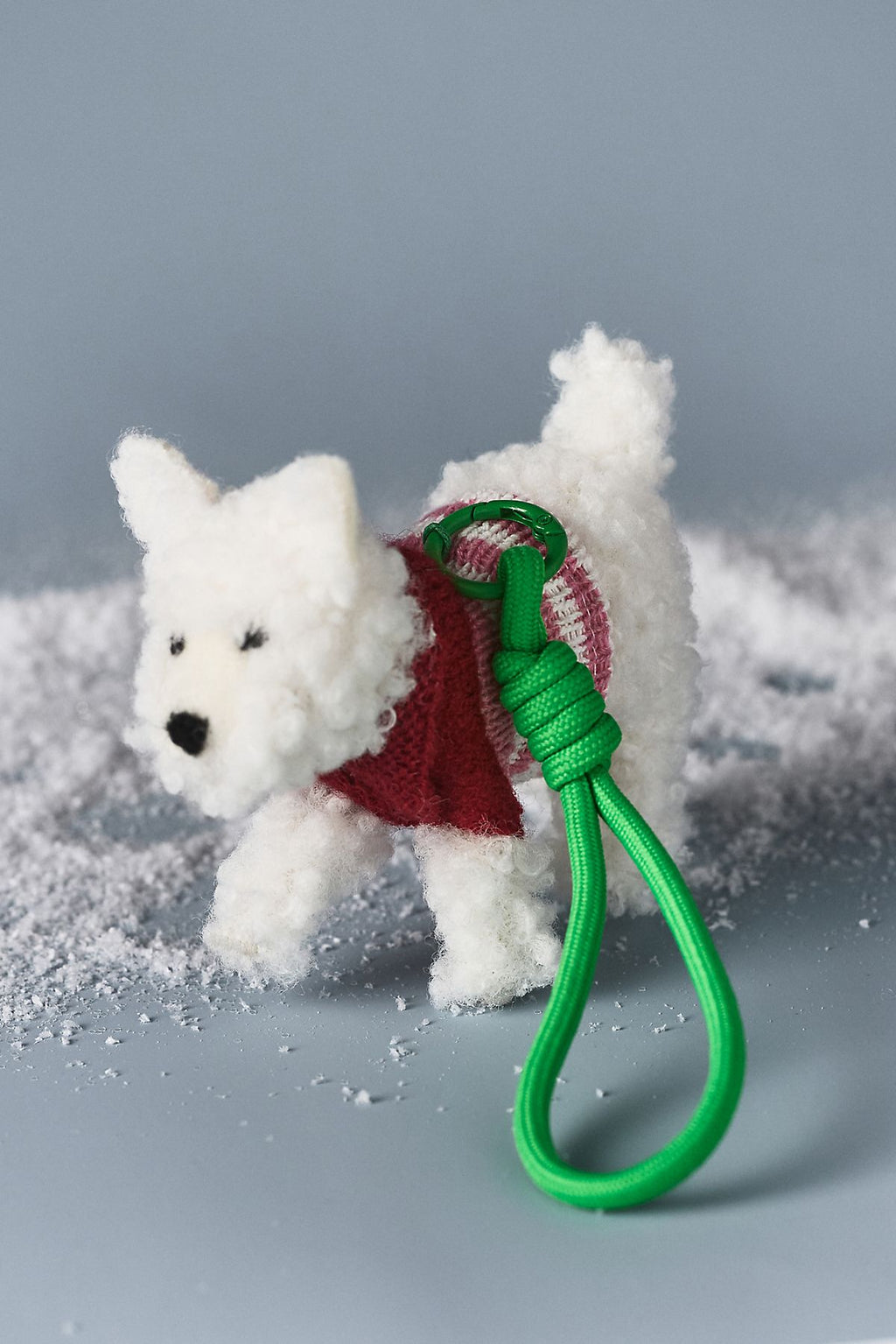 Ornement de promeneur de chien en feutre