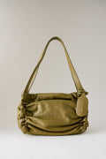 Sac à bandoulière en cuir froncé