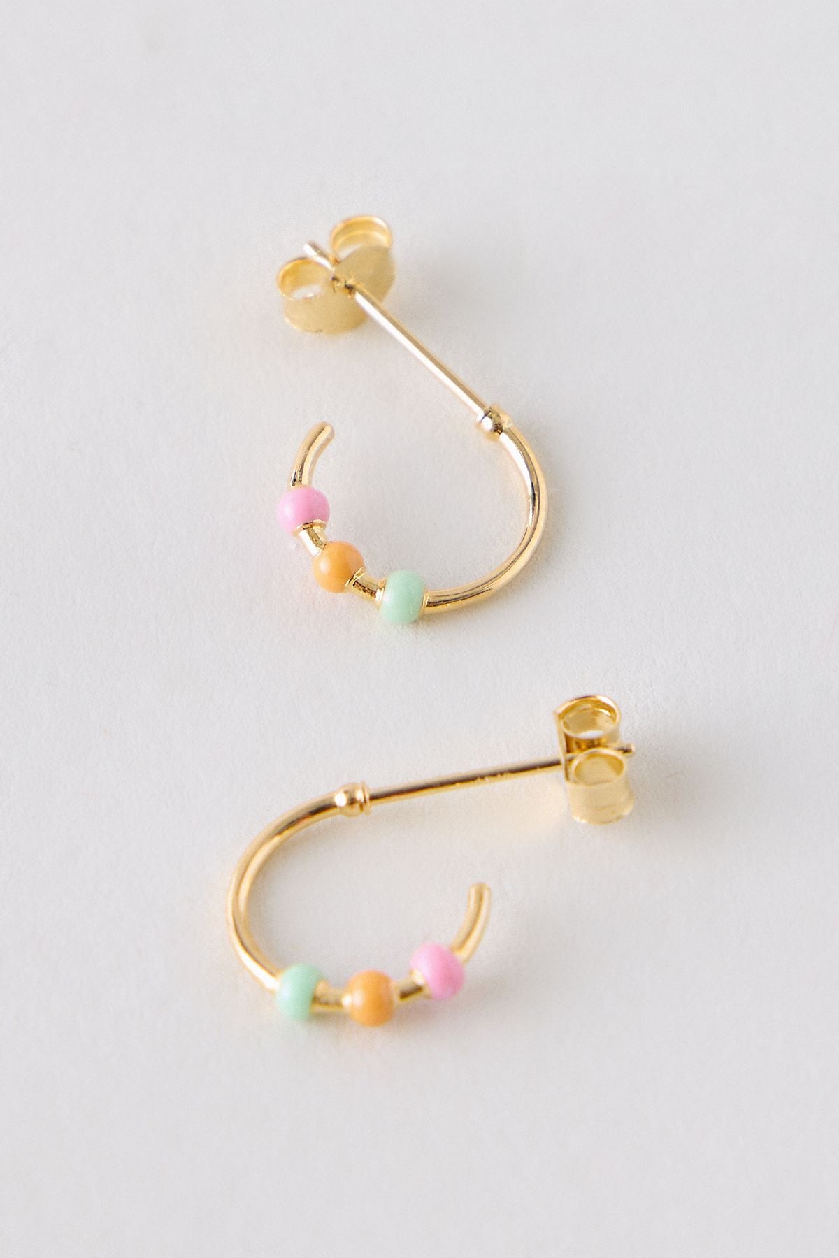 Boucles d'oreilles créoles Lola petites ENAMEL Copenhagen