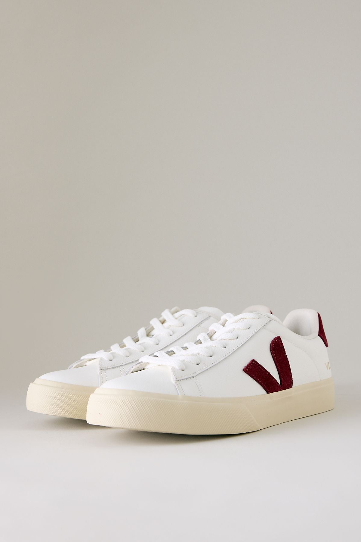 Baskets Veja Campo