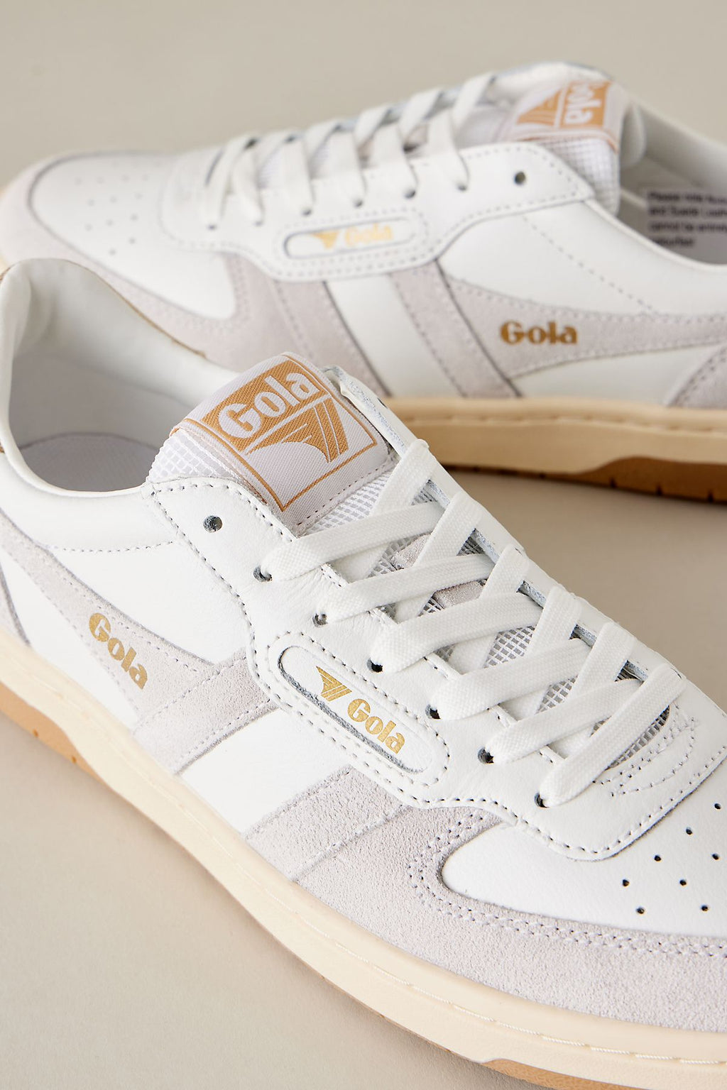 Baskets en daim Gola Hawk